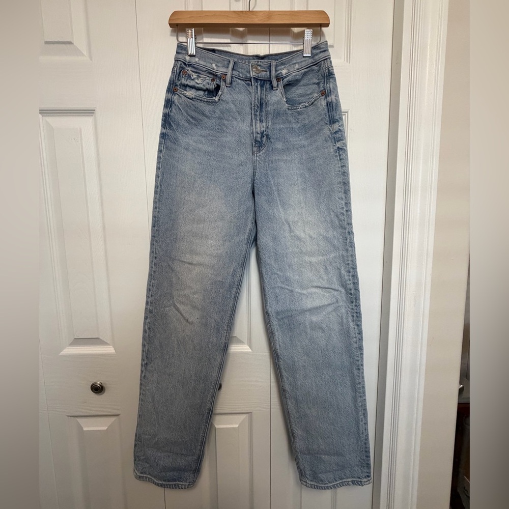 American Eagle - Baggy Blue Jeans